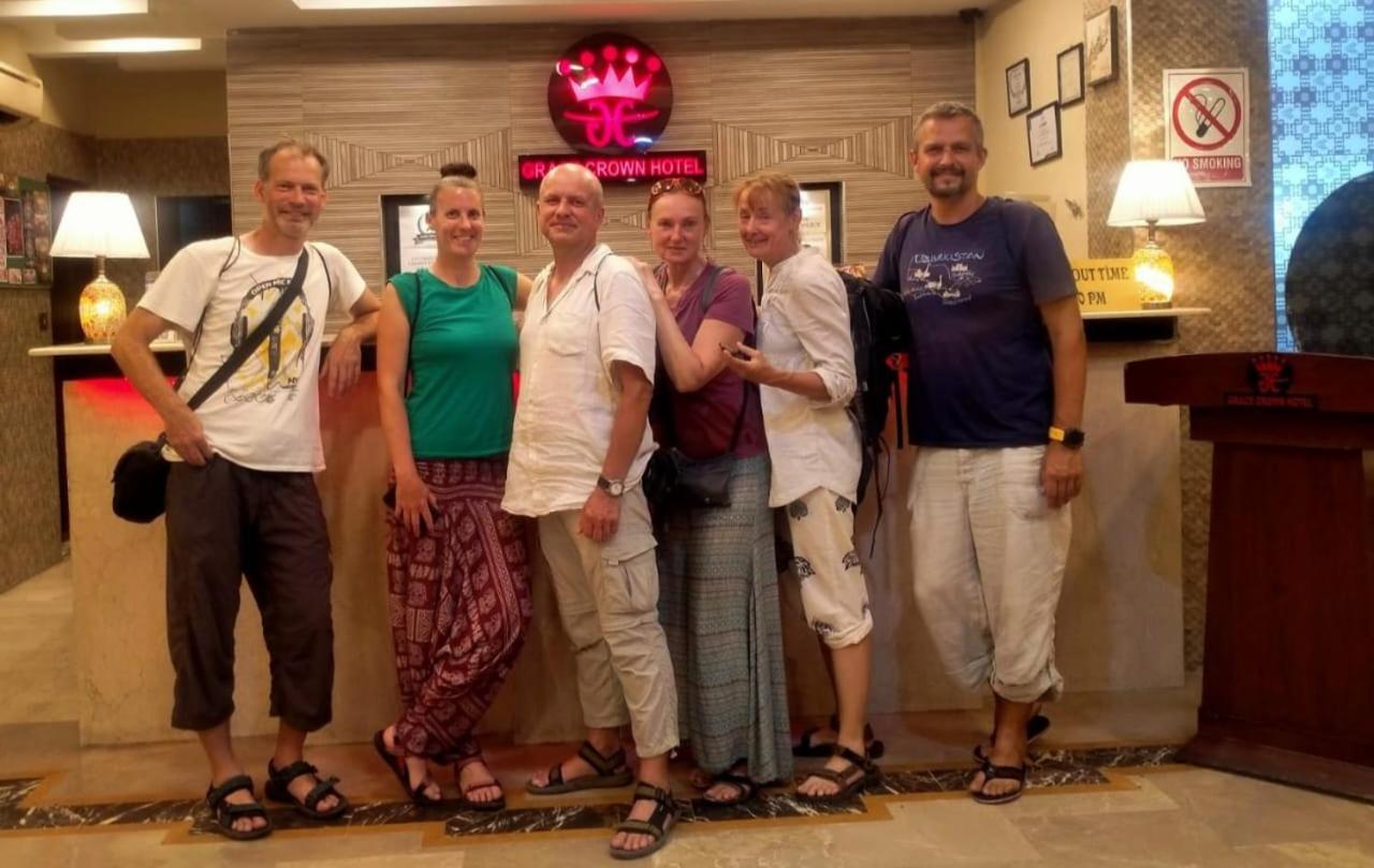 איסלמאבד Grace Crown Hotel מראה חיצוני תמונה